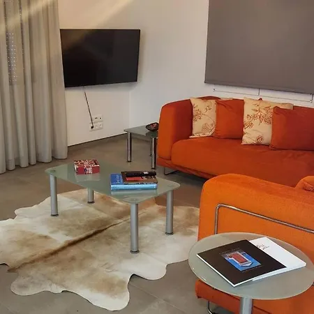 φιλόξενο σπίτι στο βόλο *