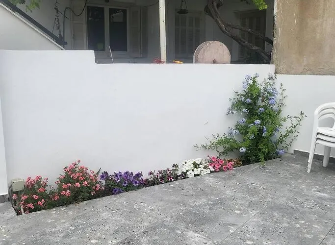 φιλόξενο σπίτι στο βόλο *